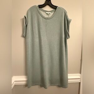 Calvin Klein tshirt dress, like new, Large, sage green